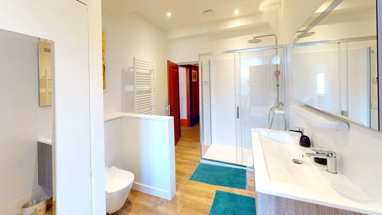 Photo of Bathroom in Bordeaux-Saint-Clair