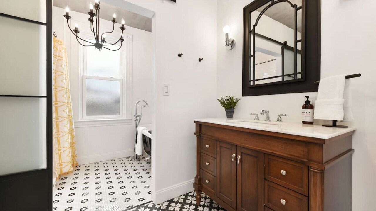 Photo of Bathroom in Lawrenceville