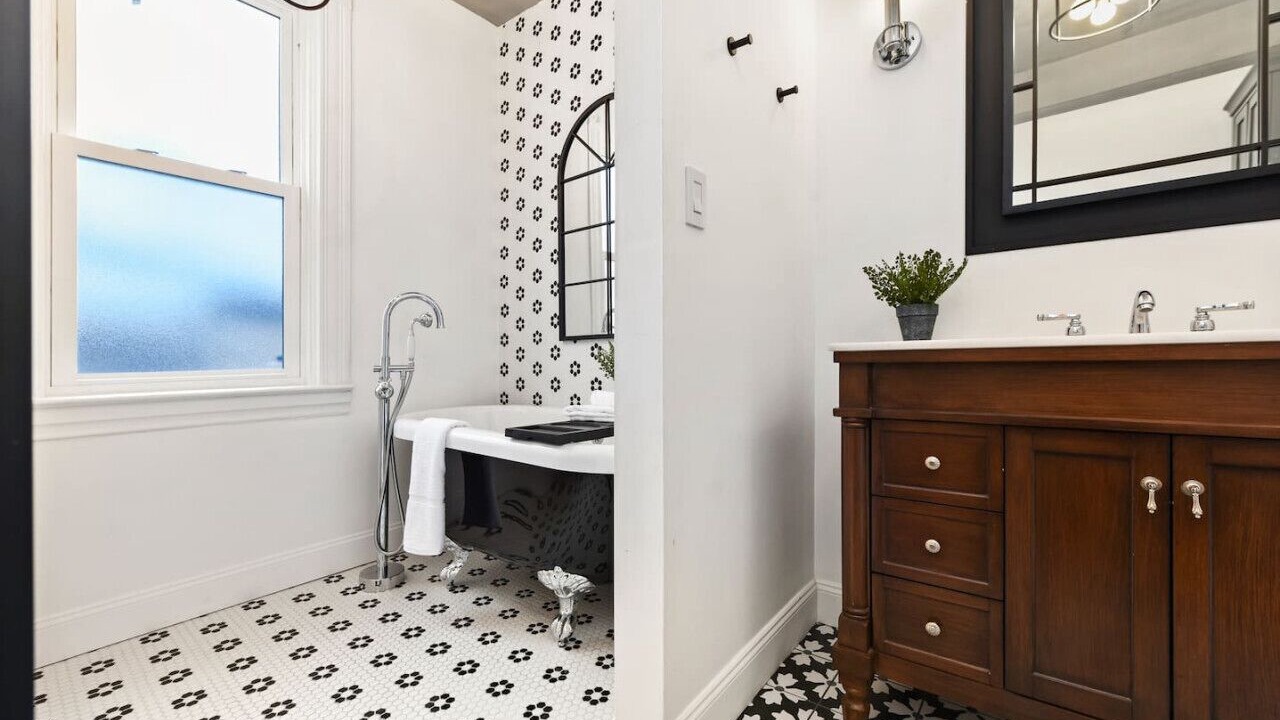 Photo of Bathroom in Lawrenceville