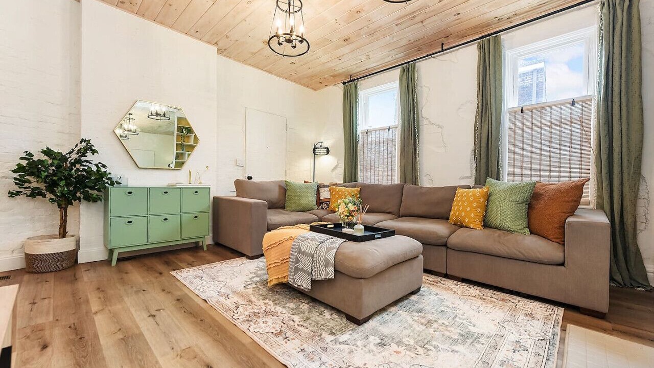 Photo of Bedroom in Lawrenceville