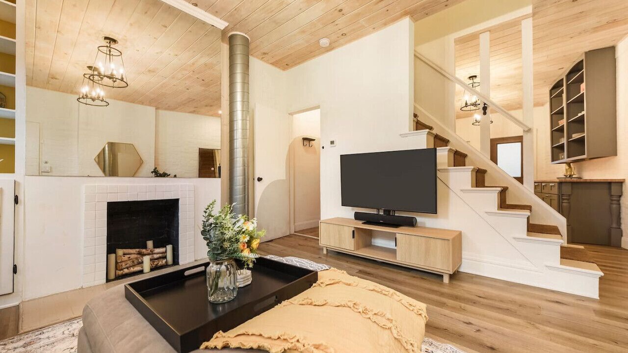 Photo of Bedroom in Lawrenceville