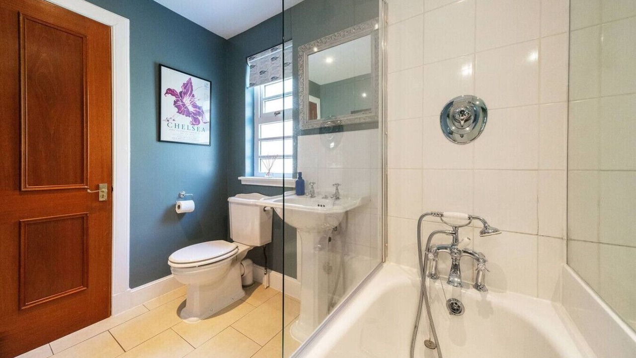 Photo of Bathroom in Glenisla