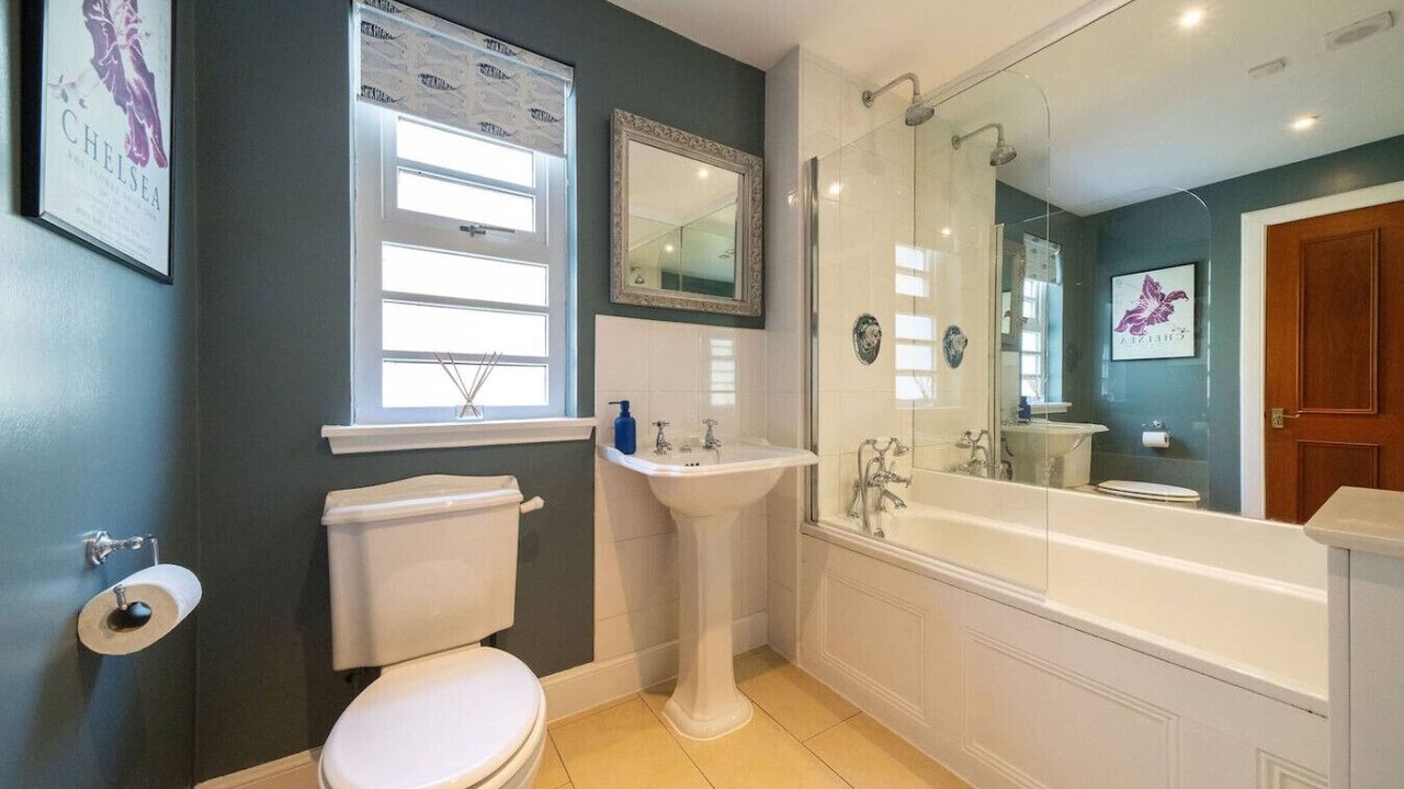 Photo of Bathroom in Glenisla