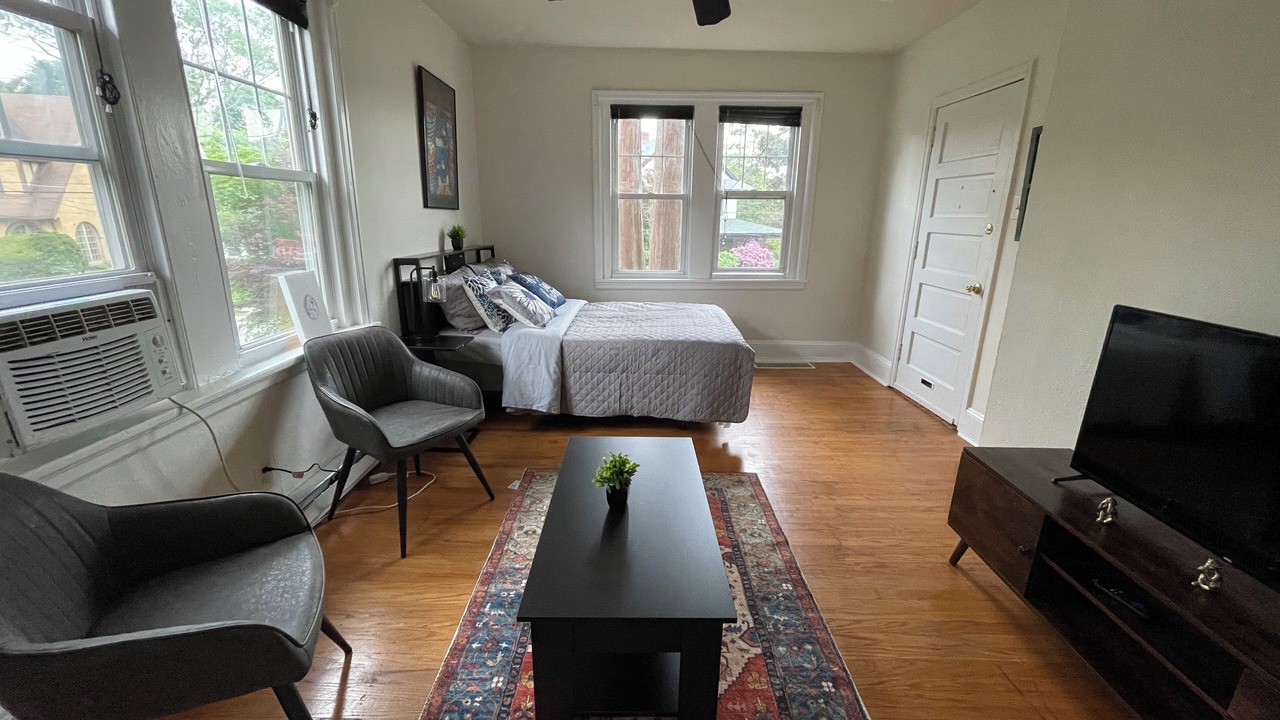 Photo of Bedroom in Elkins Park
