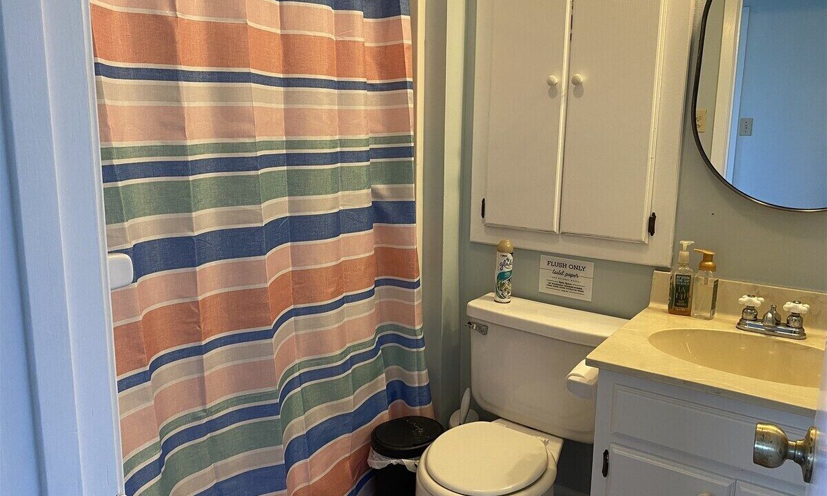 Photo of Bathroom in Grand Isle