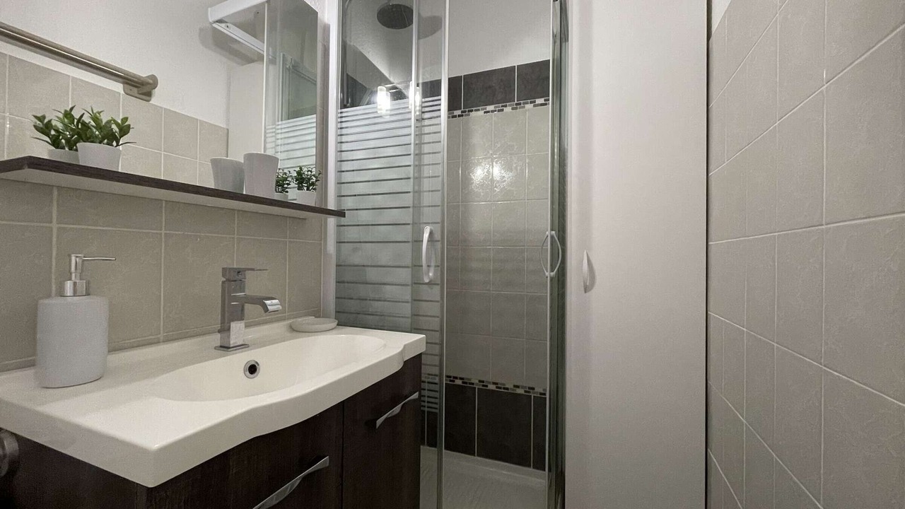 Photo of Bathroom in Gruissan
