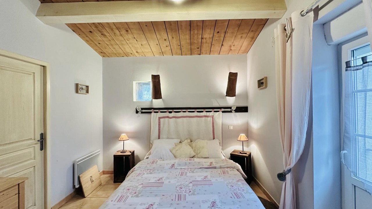 Photo of Bedroom in Beynes