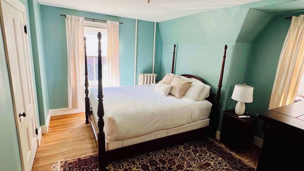 Photo of Others in West End