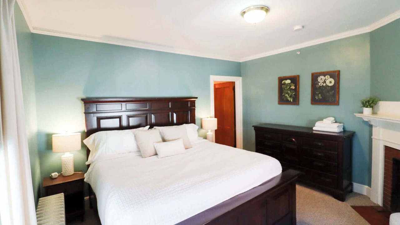 Photo of Others in West End