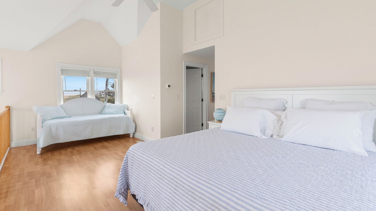 Photo of Bedroom in Newburyport