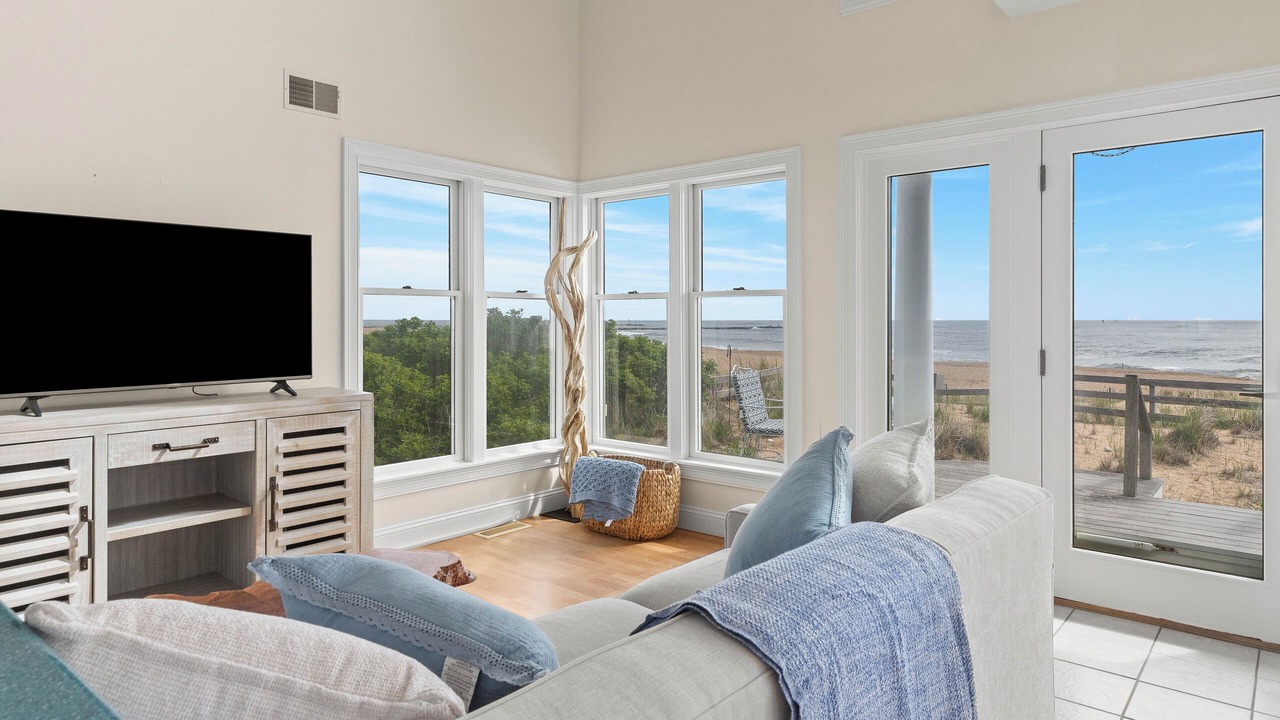 Photo of Livingroom in Newburyport