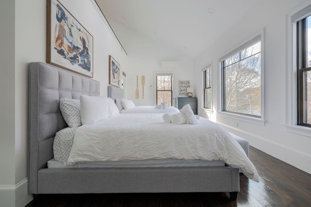 Photo of Bedroom in Centerville