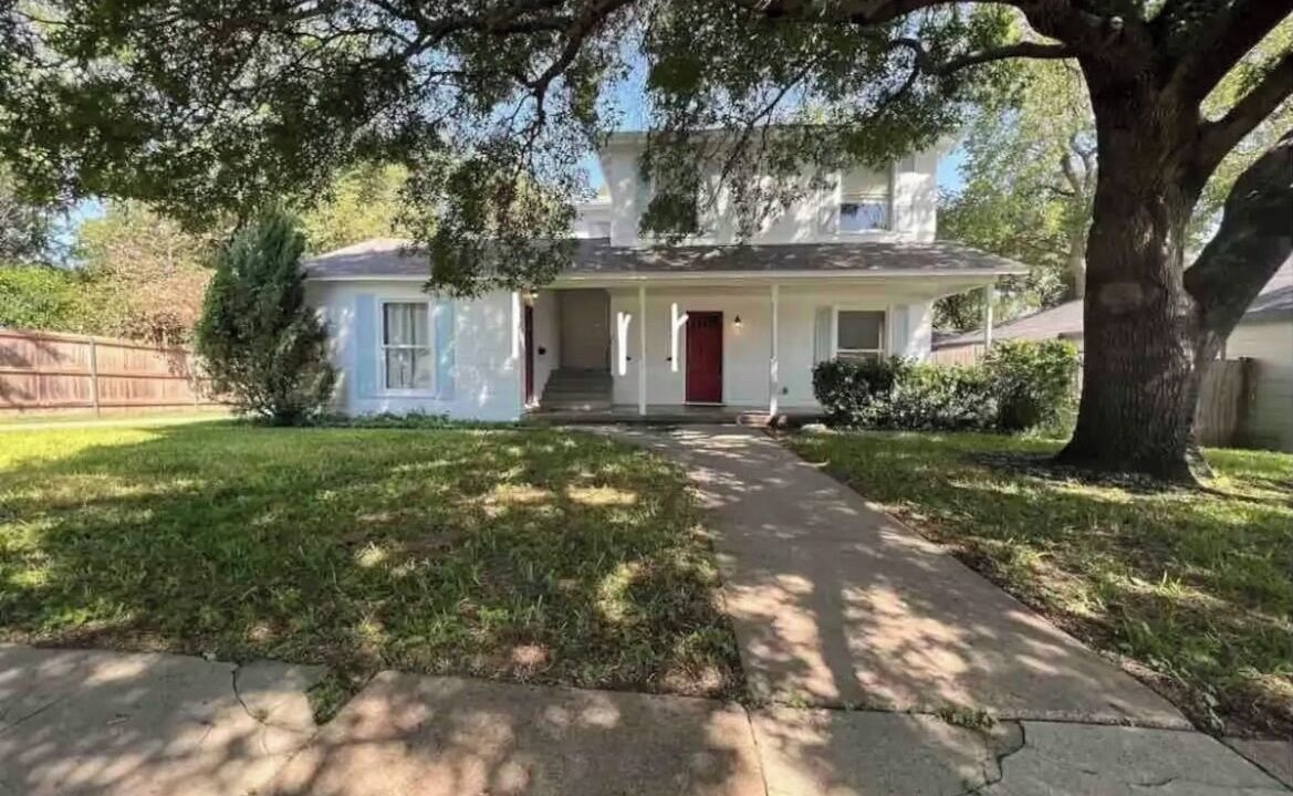 Photo of Outdoor in Arlington Heights