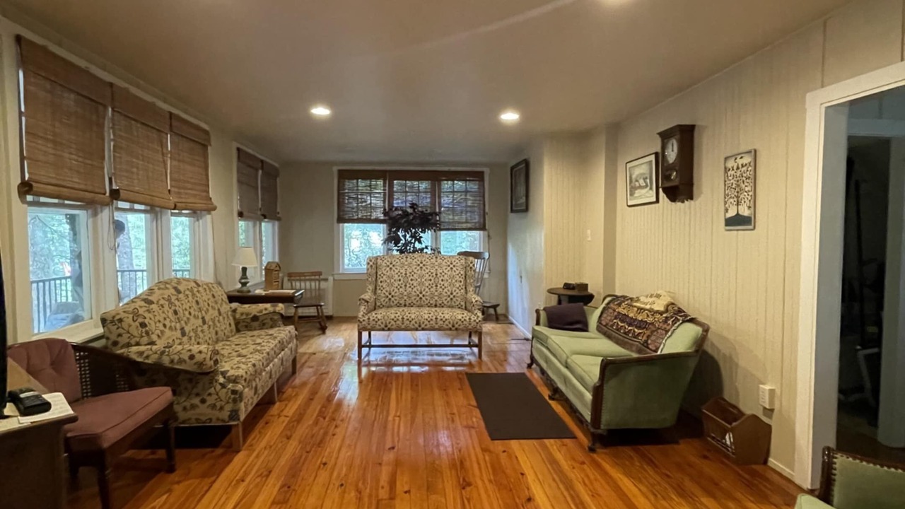 Photo of Livingroom in Mount Gretna