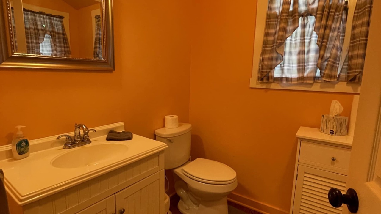 Photo of Bathroom in Mount Gretna