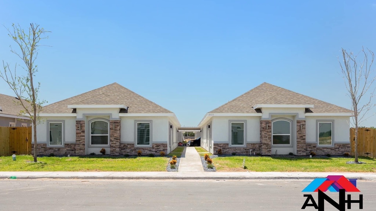 Photo of Outdoor in Edinburg