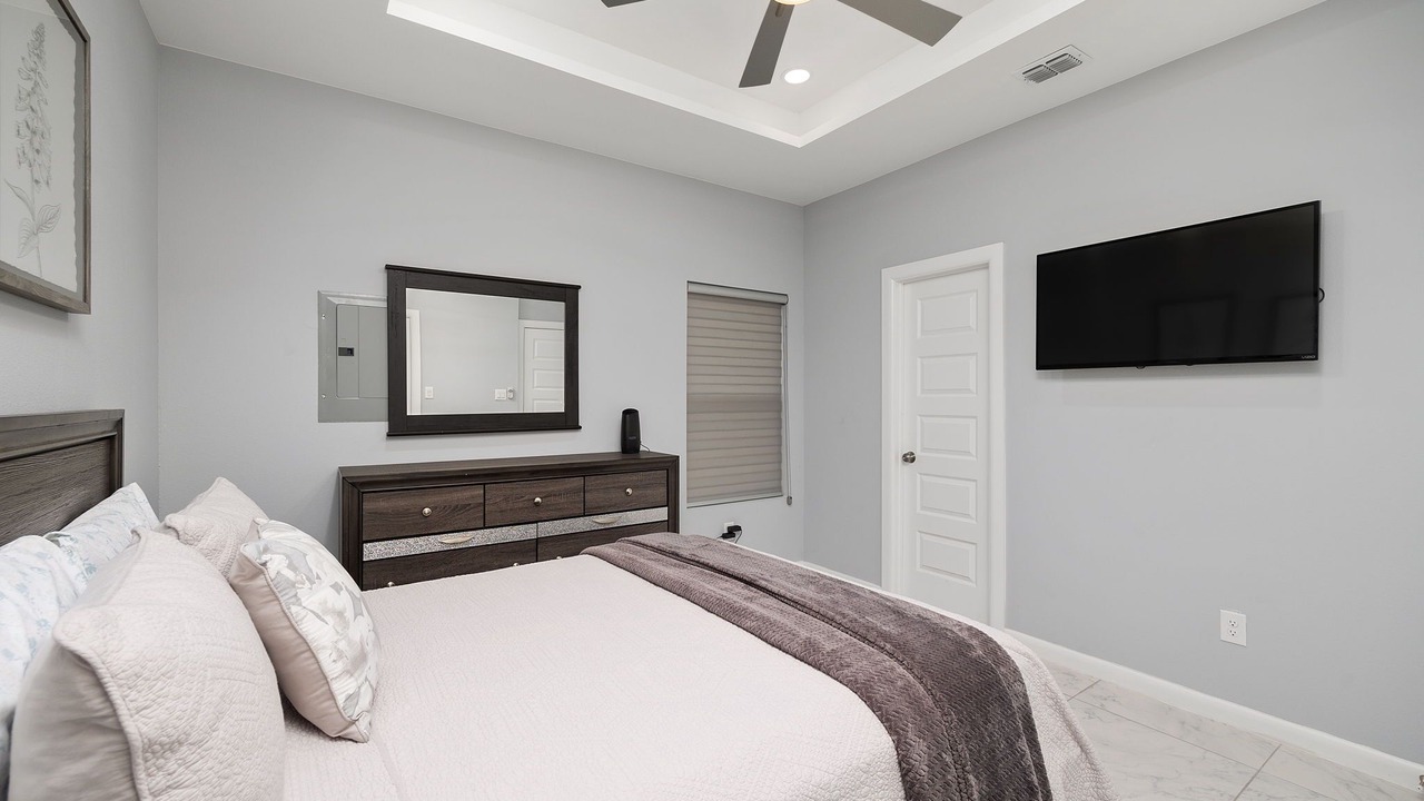 Photo of Bedroom in Edinburg