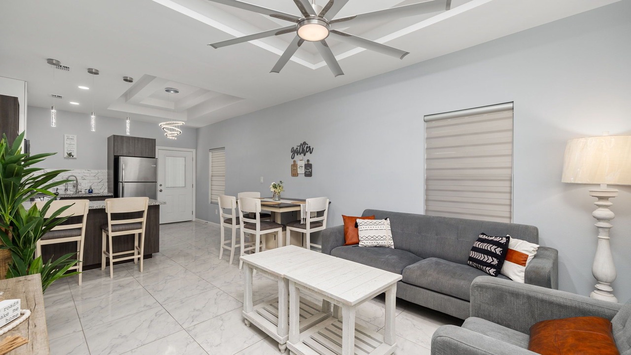 Photo of Livingroom in Edinburg
