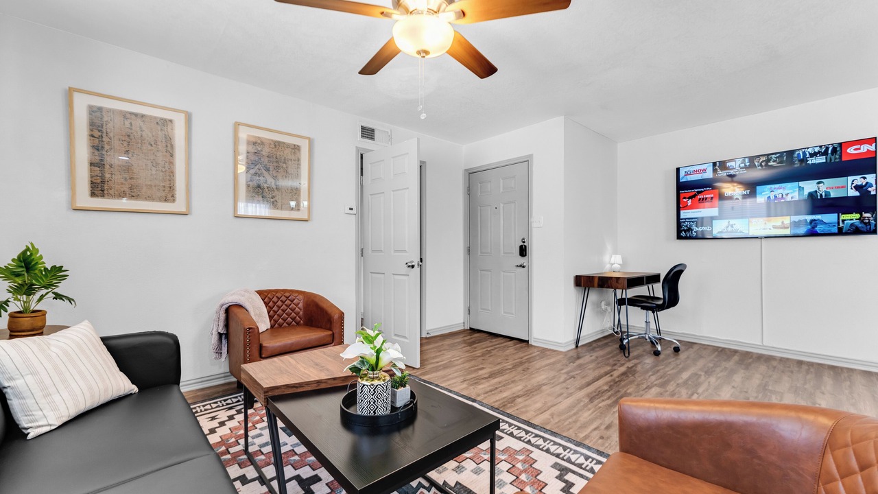 Photo of Livingroom in Oak Lawn