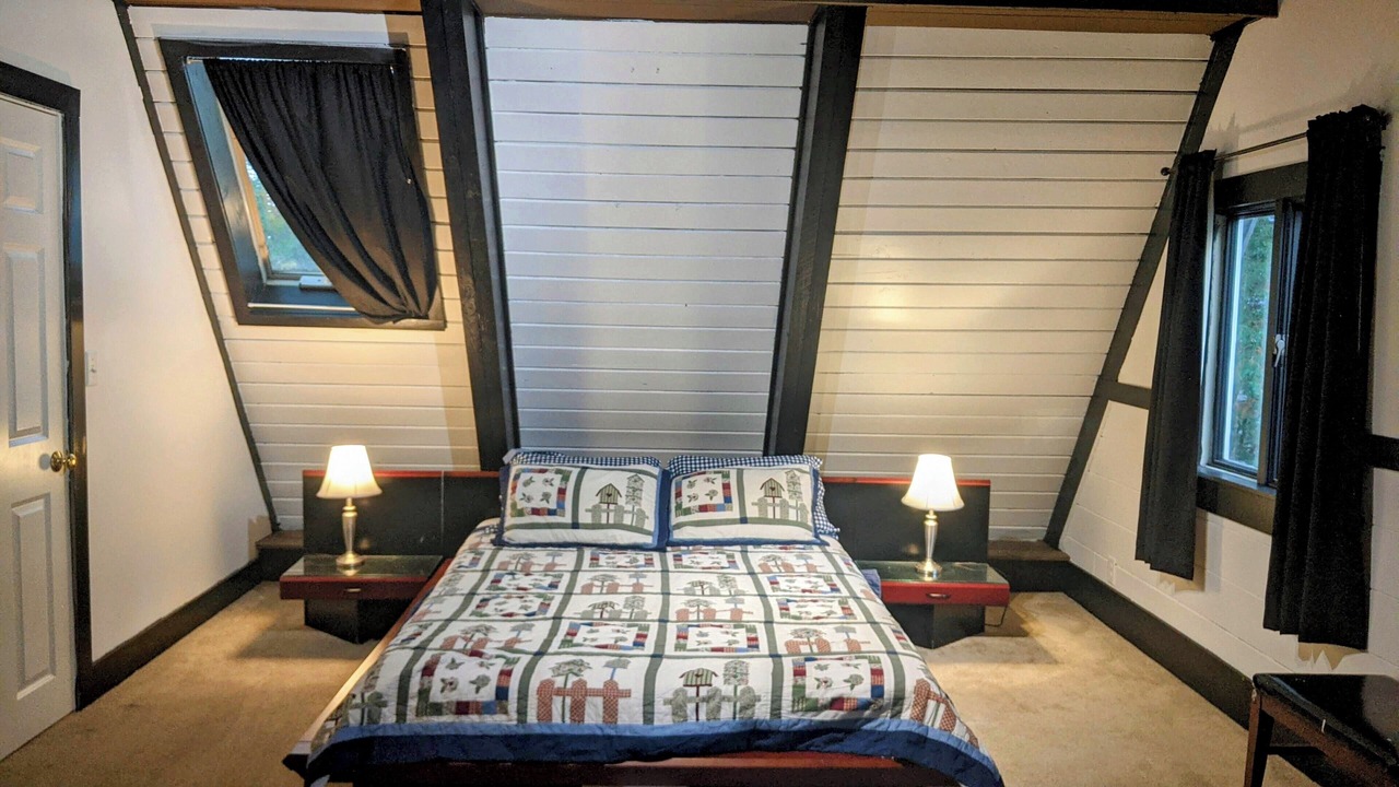 Photo of Bedroom in Lyman