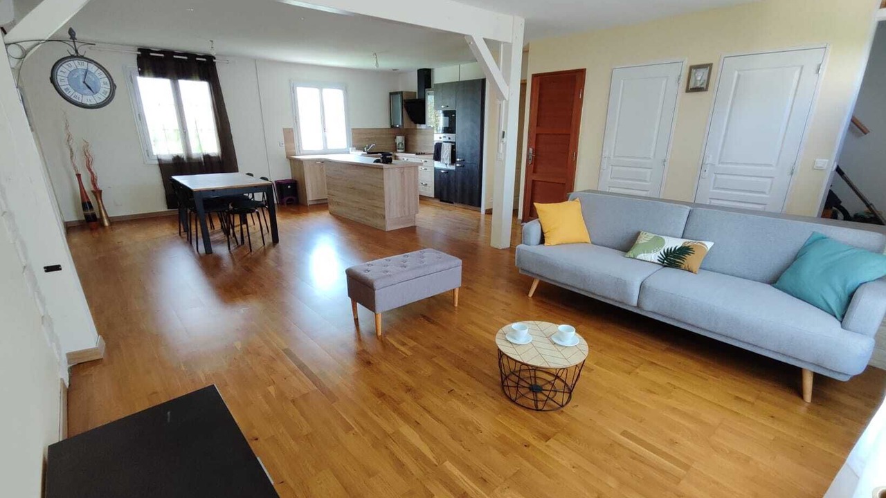 Photo of Livingroom in Monthyon