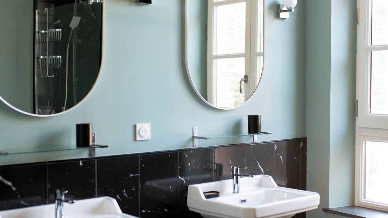 Photo of Bathroom in Eu