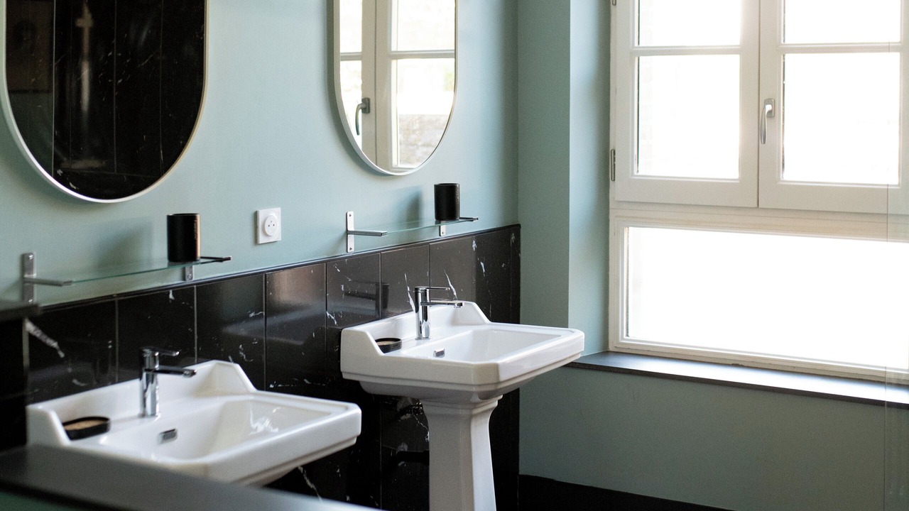 Photo of Bathroom in Eu