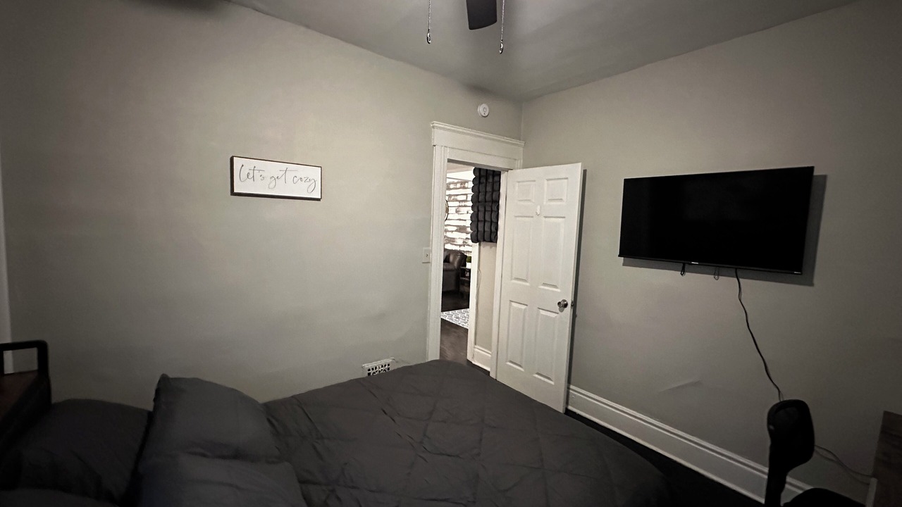 Photo of Bedroom in Southside