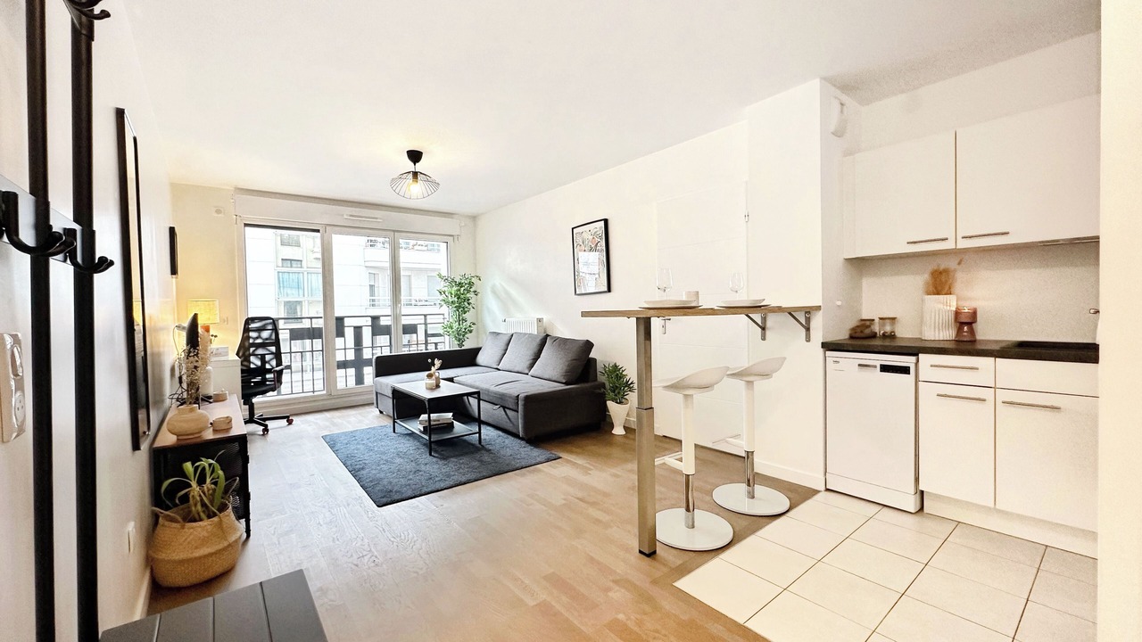 Photo of Livingroom in Levallois-Perret