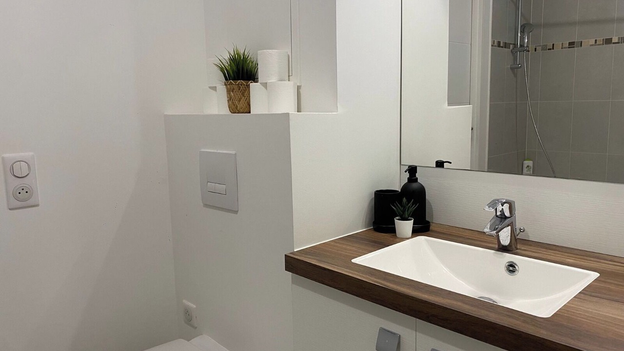 Photo of Bathroom in Levallois-Perret