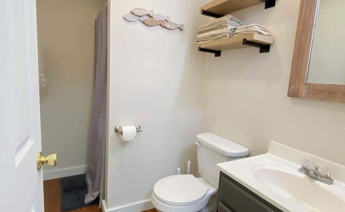 Photo of Bathroom in Scottsboro