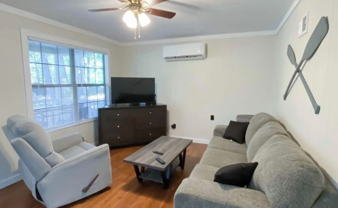 Photo of Livingroom in Scottsboro