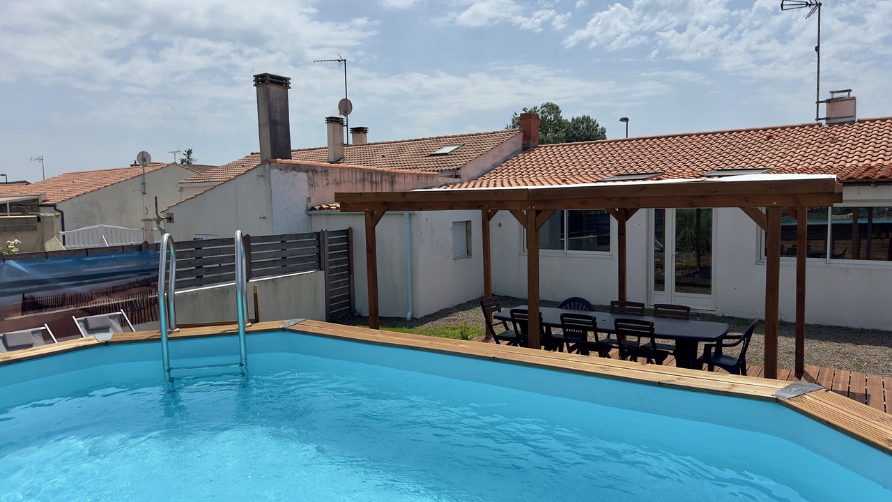 Photo of Outdoor in Grues