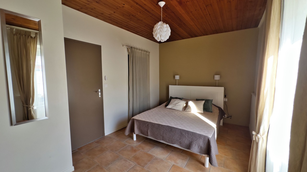 Photo of Bedroom in Grues