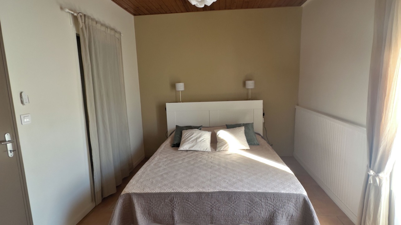 Photo of Bedroom in Grues