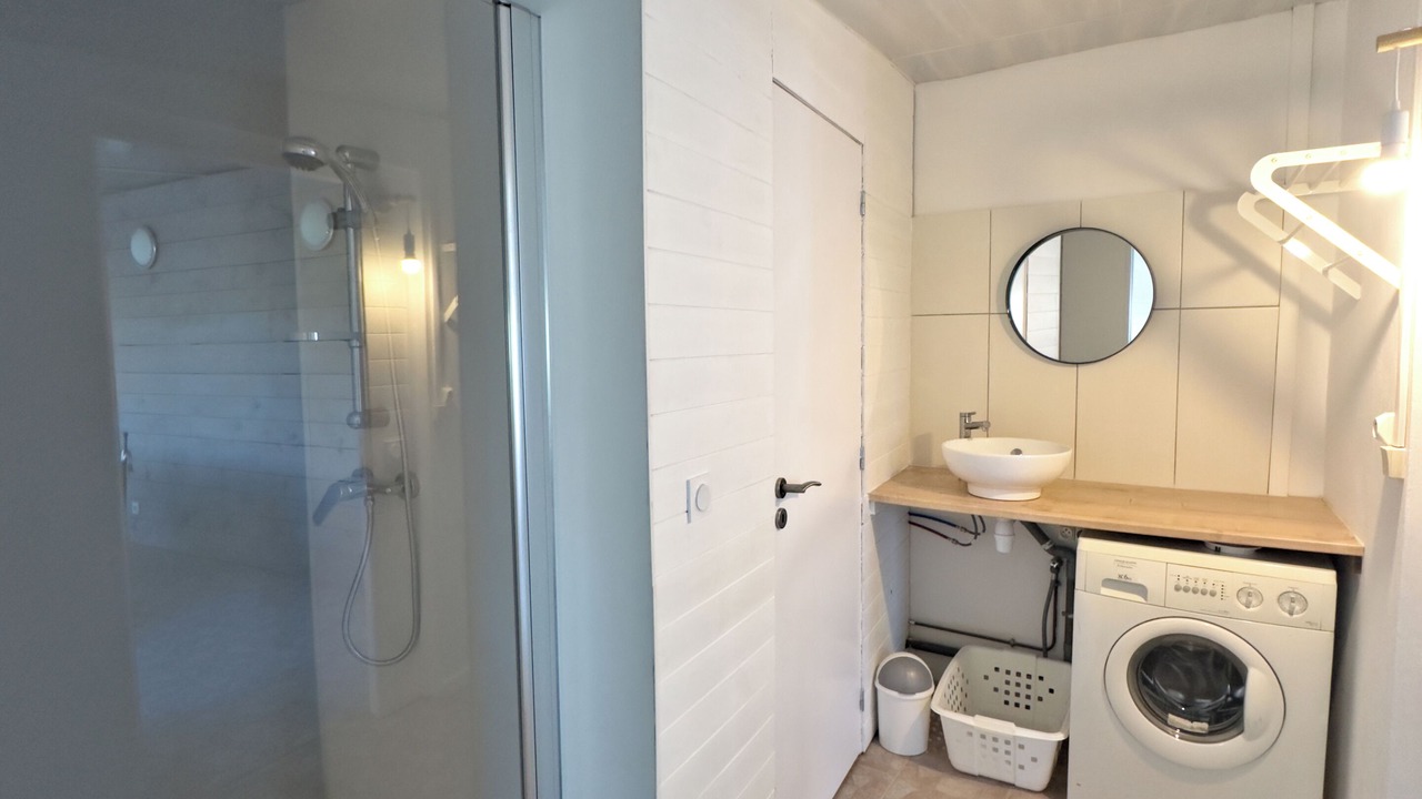 Photo of Bathroom in Grues