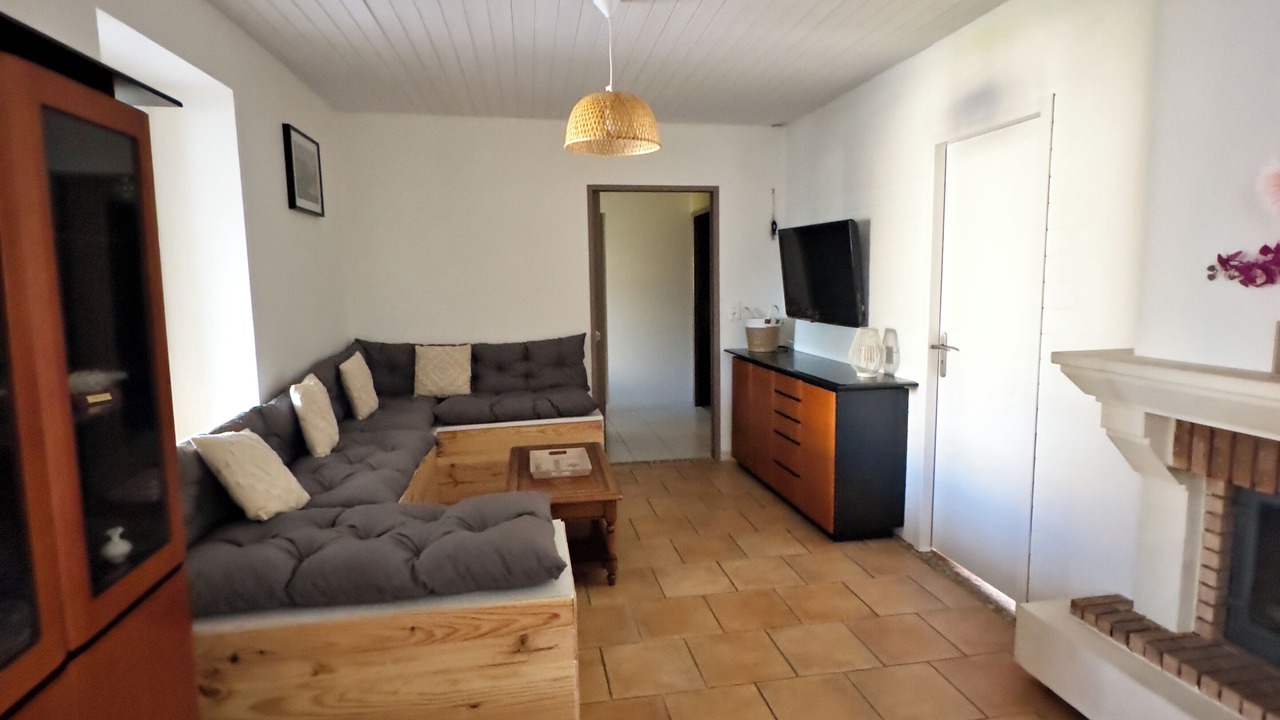 Photo of Livingroom in Grues