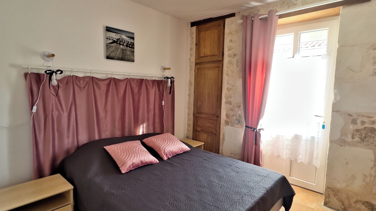Photo of Bedroom in Grues