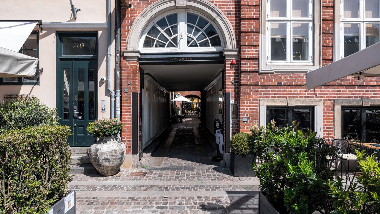 Photo of Outdoor in Nyhavn - Amalienborg
