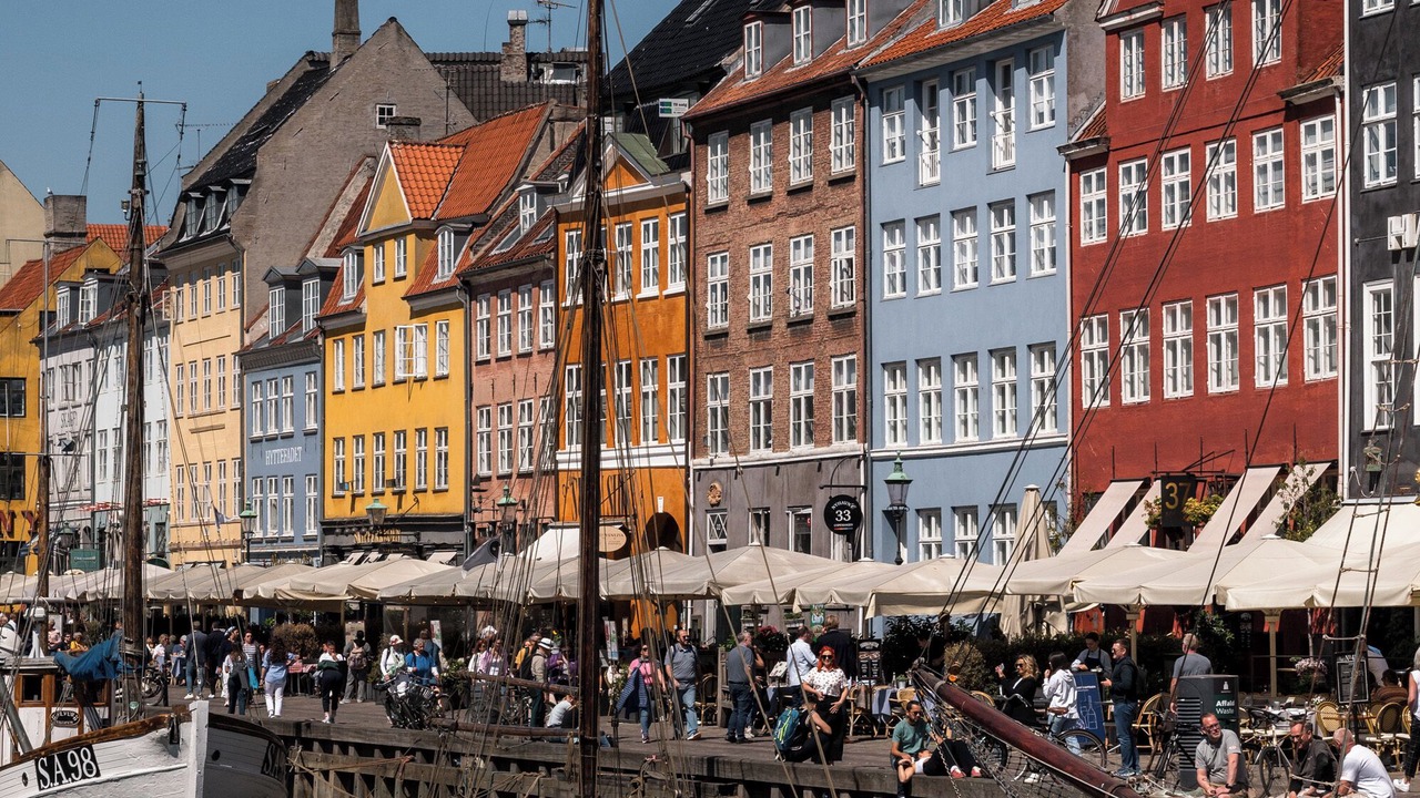 Photo of Outdoor in Nyhavn - Amalienborg