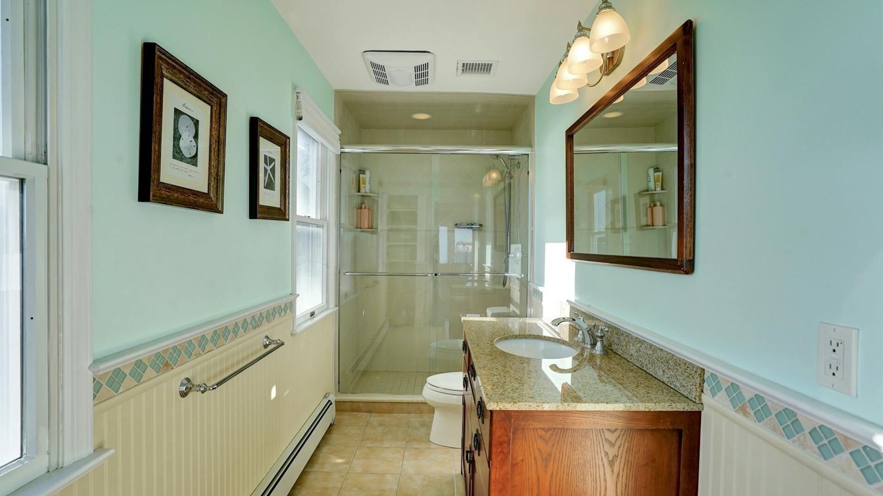 Photo of Bathroom in Brick