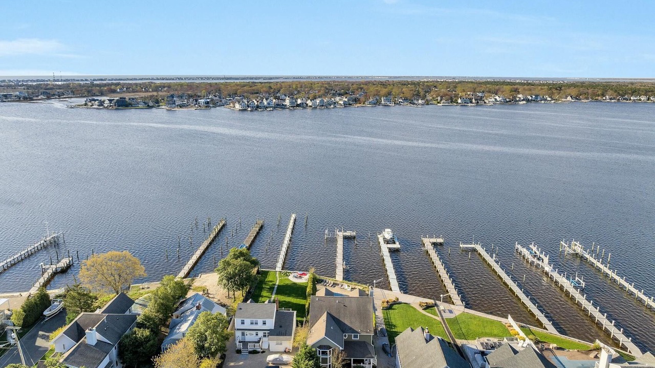 Photo of Outdoor in Brick