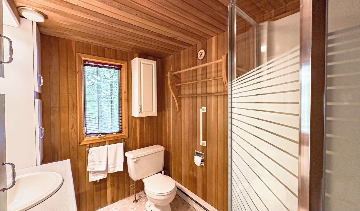 Photo of Bathroom in Irondale