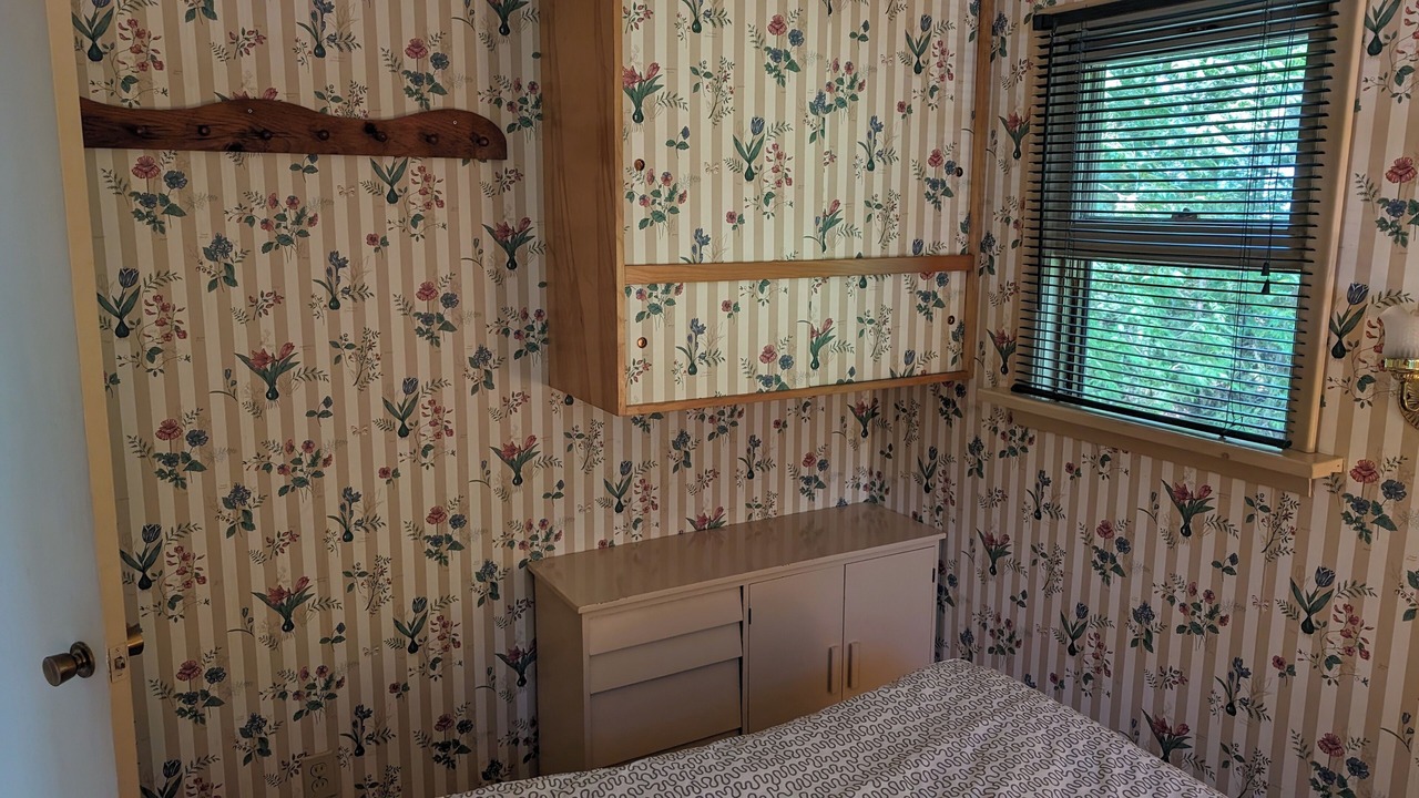 Photo of Bedroom in Irondale