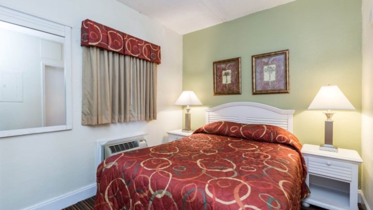 Photo of Bedroom in Ocean Drive