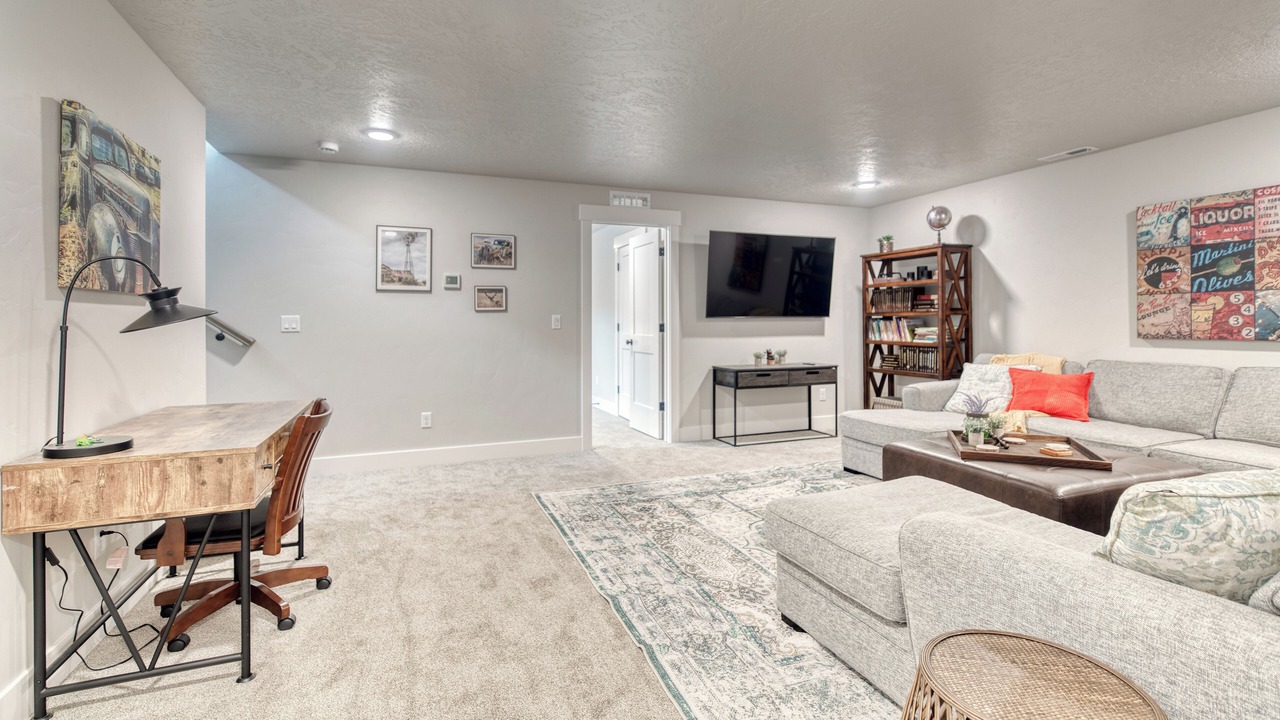 Photo of Livingroom in Garden Valley