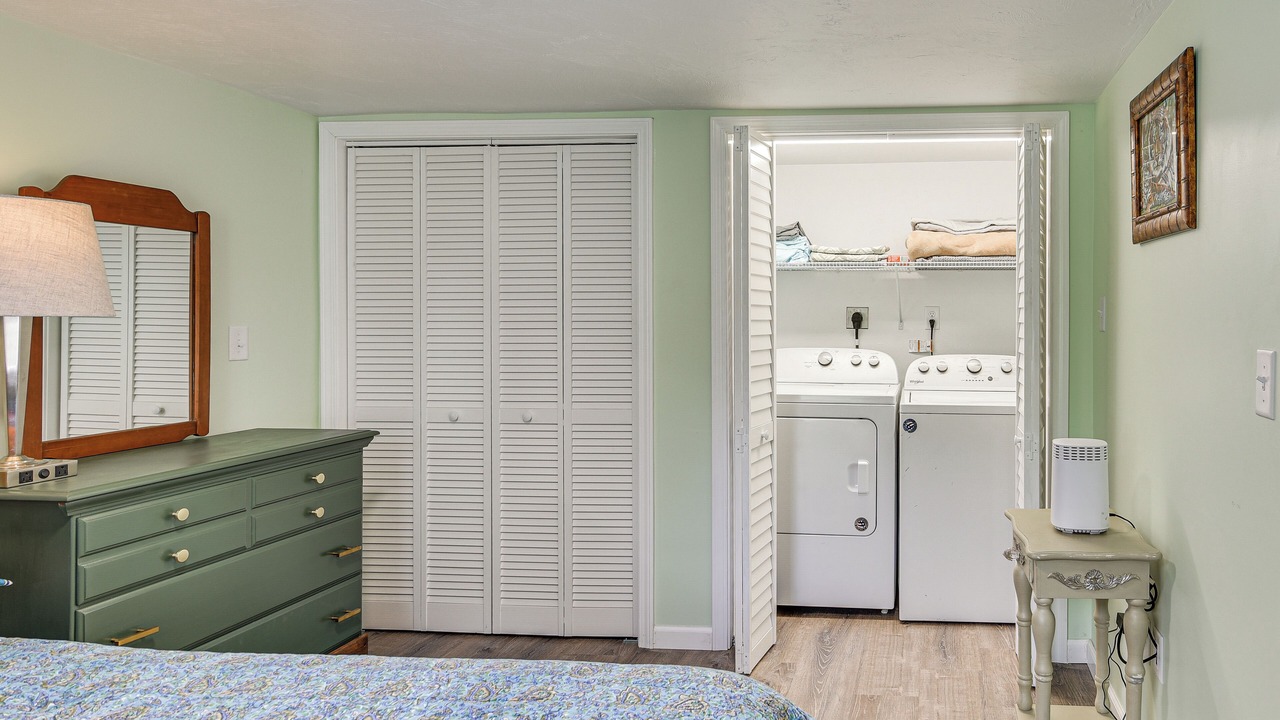 Photo of Others in White Island Shores