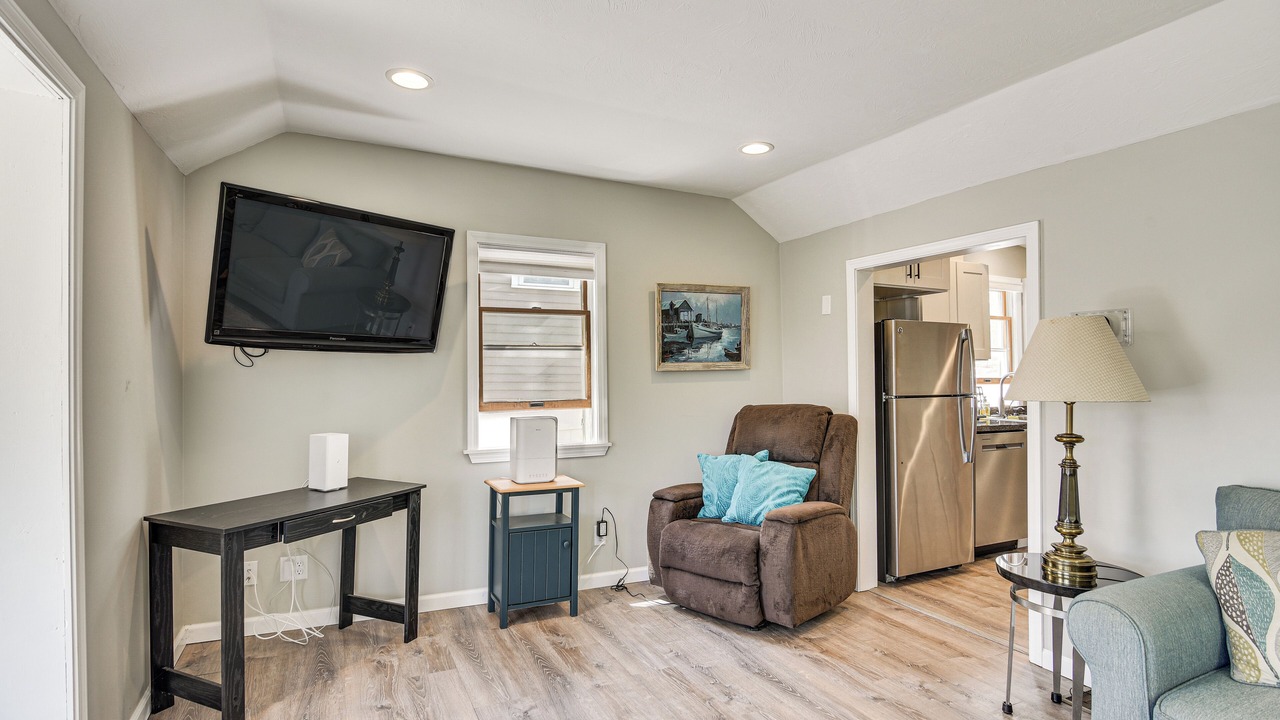 Photo of Bedroom in White Island Shores