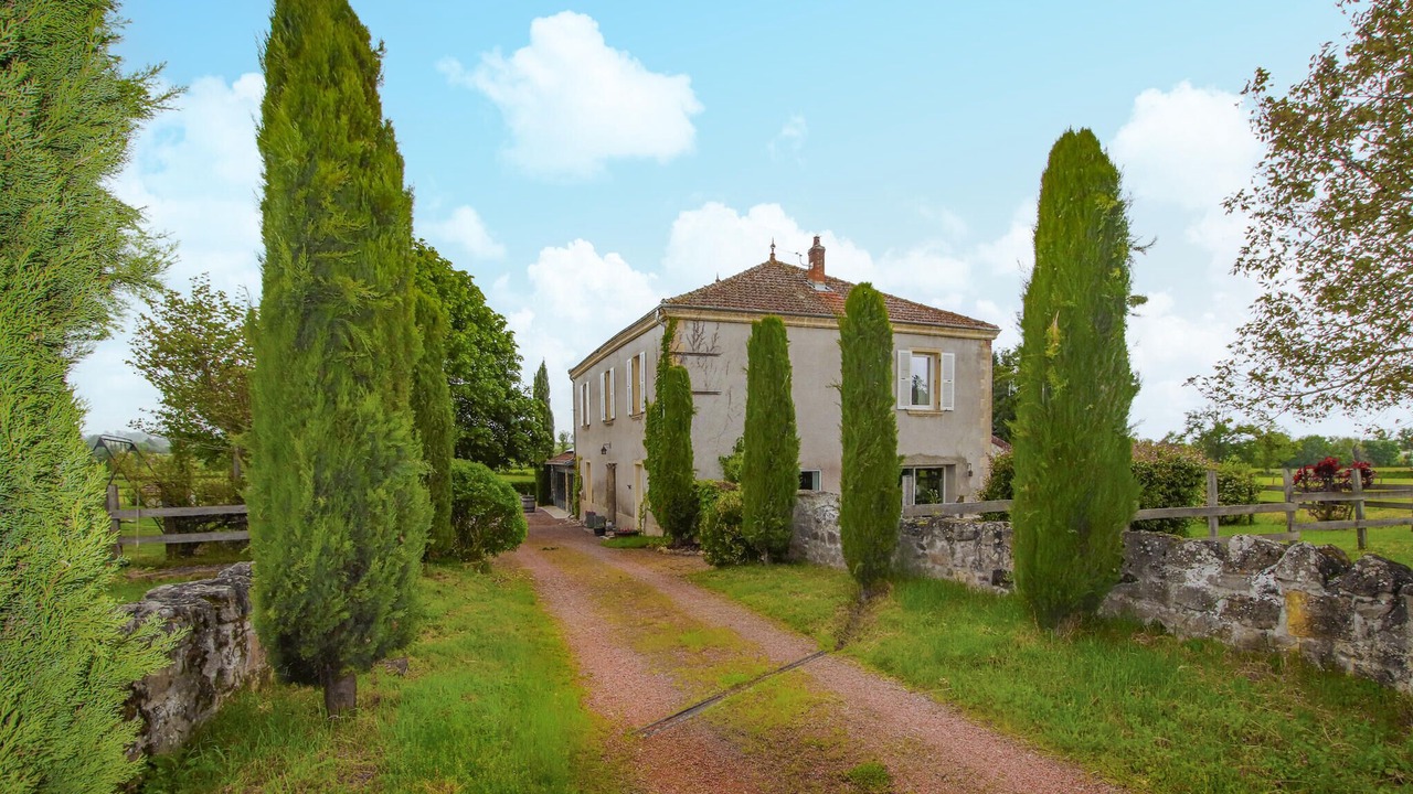 Photo of Others in Briennon