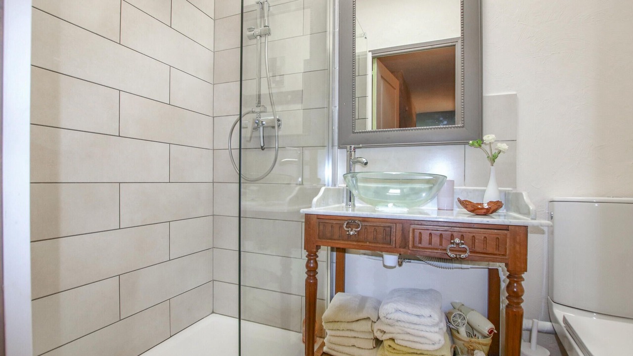 Photo of Bathroom in Briennon